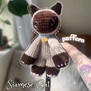 Padrão de crochê de gato siamês – Amigurumi de gatinho de pelúcia (download digital em PDF)
