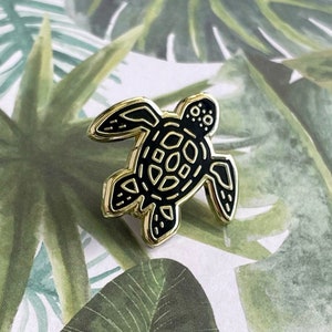 Turtle Enamel Pin | Reptile Spirit Animal | Symbol of Peace