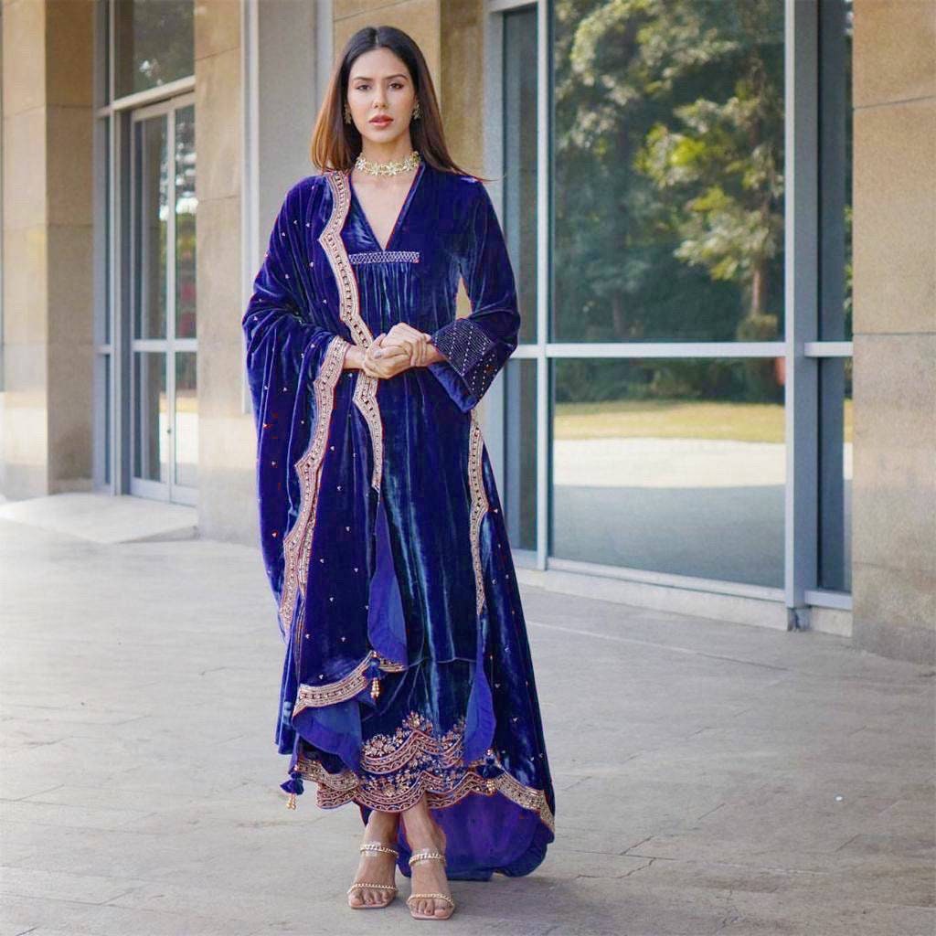 Designer Velvet Suit Salwar Kameez Pakistani Wedding Suit - Etsy India