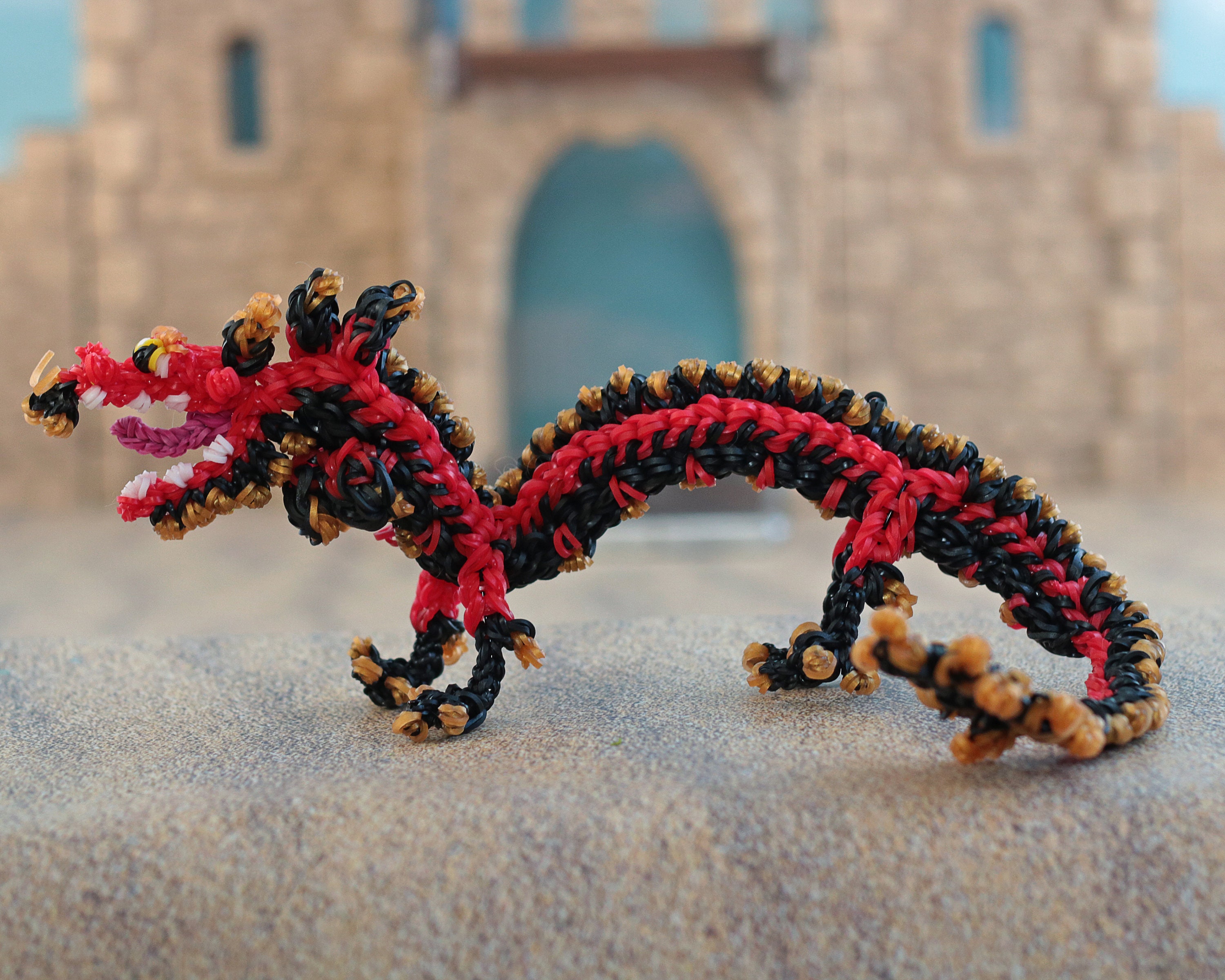 Chinese Dragon by rainbow.looms.by.sleet  Loom Community, an educational  do-it-yourself Rainbow Loom and crafting community.