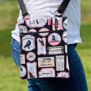 Halloween Crossbody Bag, Halloween Purse, Halloween Costume Bag, Skeleton Purse, Halloween Bag Adjustable Strap, Crossbody Bag for Halloween