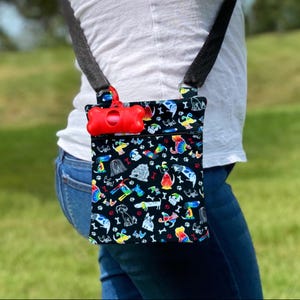 Borsa a tracolla per passeggiate con cani con porta sacchetti per escrementi - più opzioni