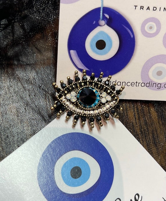 Broche Breloque Avec Perles Noires - Occasion - Style élégant Et Sobre