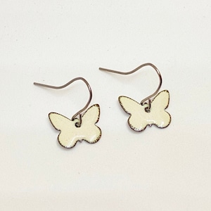 Emaille Ohrringe Schmetterling weiß, Schmuck, Ohrhänger, Ohrhaken, Emailleschmuck, handmade, Enamel, Glas, Emaux