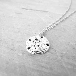 Dainty sand dollar necklace silver-plated, filigree pendant necklace, feminine delicate necklace with pendant, boho necklace shells beach MERMAIDCORE