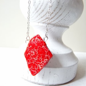 Rot Ozean-Jaspis Collier, Edelstein-Nugget Anhänger 925 Sterling-Silber Platt., Freiform Meeres-Sediment Struktur Landkarte, Boho Hals-Kette