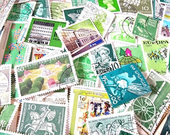 Briefmarken Mix 30 / 50 / 100 Grün aus aller Welt farblich sortiert, Farbmix für Regenbogen, Farbwahl, gestempelte Postmarken bunte Mischung