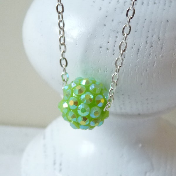 Collier Necklace Glitter Ball Green Lime Light Green 925 Sterling Silver Plated, Shamballa Ball, Iridescent Iridescent, Casual Simple Noble