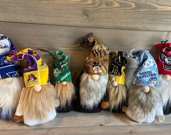 North and South Carolina college gnome decorations