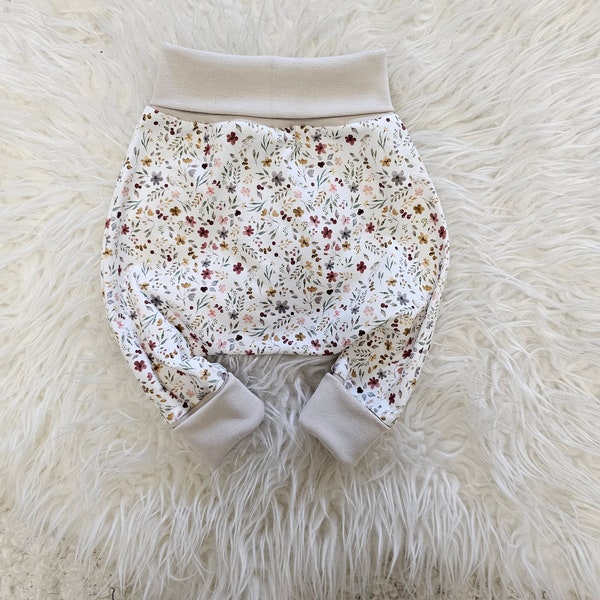 Haremshose Wunschgrösse 56-92 Pumphose Baby Babyhose Kinderhose Mitwachshose Schlupfhose Mädchenhose Blümchen Blumen Flowers Geburt Girls