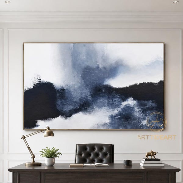 Blauwe abstracte boogschildering, minimalistische muurkunst met textuur