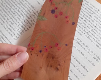 Bookmark hand-painted wood - berries