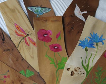 desired motif | personalized wooden bookmark | hand-painted bookmark | painted wood | art | book | memory aid