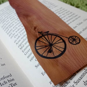 Lesezeichen handbemalt Holz antikes Fahrrad Bild 4