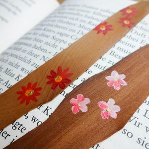 2 bookmarks made of wood hand-painted flowers image 1