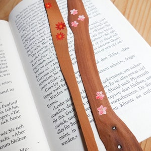 2 bookmarks made of wood hand-painted flowers image 2