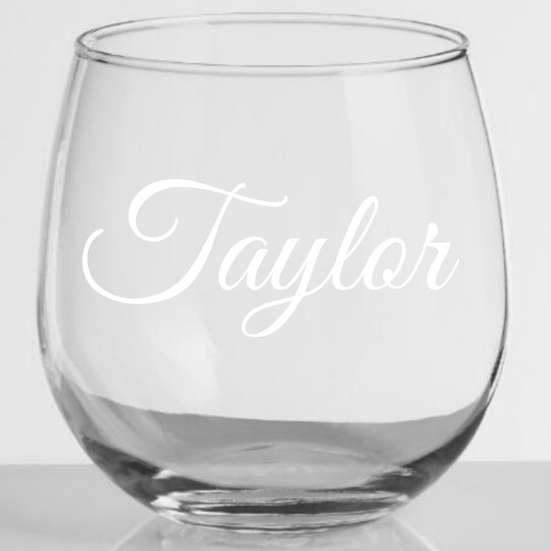 personalized birthday party cups DIY vinyl name decals cups tumblers custom bridal party gifts books Name decals for mugs glassware