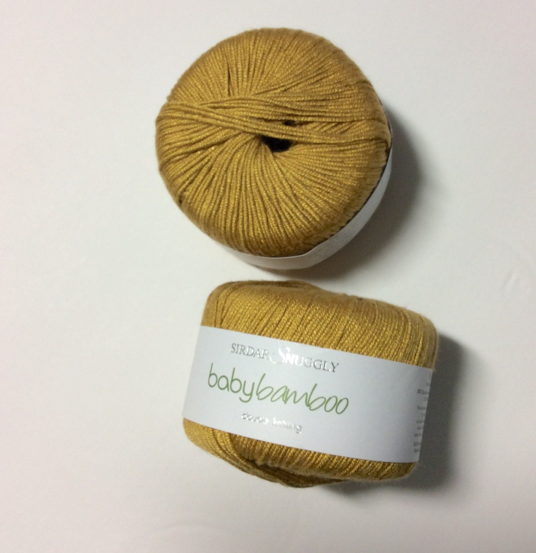 Light brown bamboo yarn