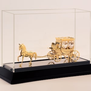 Figura de carruaje de caballos bañada en oro de 24 quilates hecha a mano / Decoración de cristal Swarovski / Decoración de mesa de primera calidad / Idea de regalo de lujo
