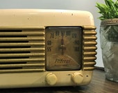 Federal 1040TB Tabletop Tube Radio c. 1940 39 s