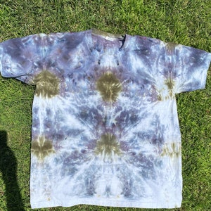 Recycled Cotton Tie Dye Shirt - Lilly Pad