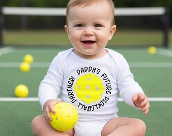 Dreaming of Pickleball Babypakje Pickleball met lange mouwen..Babypakje Pickleball - Babykleding Pickleball - Babykleding Pickleball