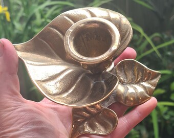 Vintage Brass Leaf Candlestick Holder Wee Willie Winkie Chamber Candlestick, Pagan, Wiccan, Witch, Witchcraft
