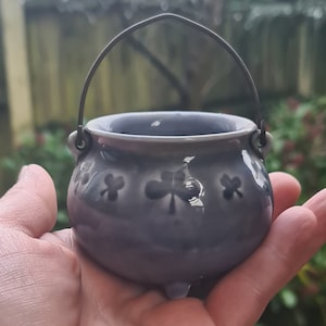 Vintage Celtic Witches Cauldron, Wade Pottery, Witchcraft, Pagan, Wiccan, Witch, Ireland, Irish Porcelain, Shamrocks