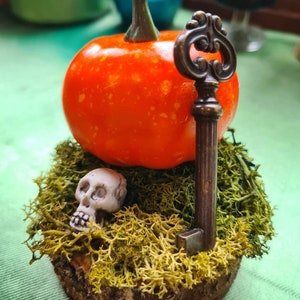 Samhain Altar Decoration, Pumpkin Altar Piece, Pagan, Witchcraft, Wiccan, Witch Gifts, Hecate, Halloween Decoration