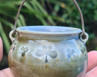 Vintage Celtic Witches Cauldron Slight Damage, Wade Pottery, Witchcraft, Pagan, Wiccan, Witch, Ireland, Irish Porcelain, Shamrocks