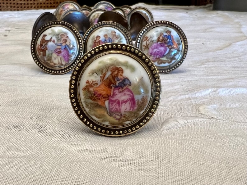 4 Antique brass furniture handles with porcelain medallion, inspired by the drawings of Fragonard Jean-Honoré. image 8