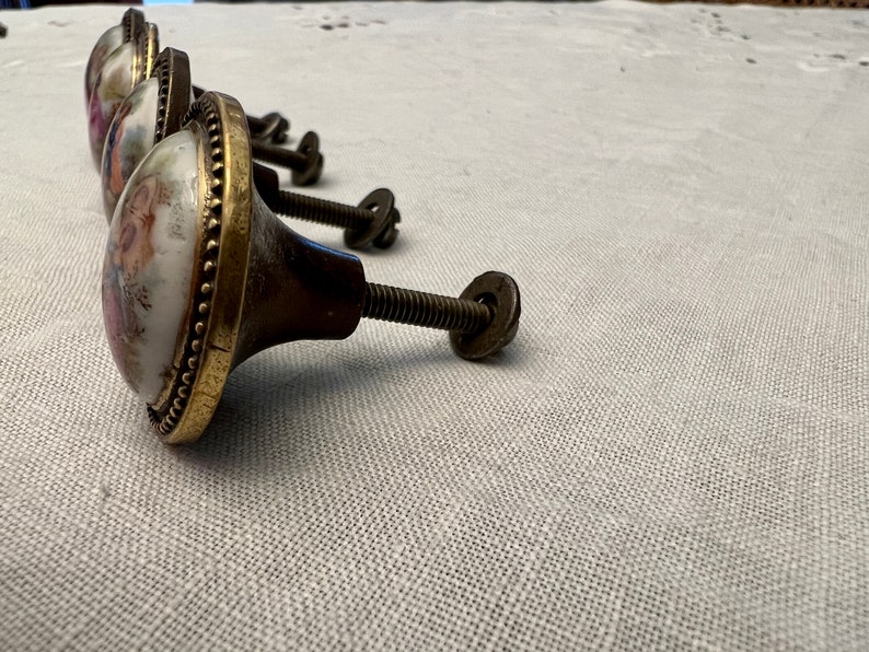 4 Antique brass furniture handles with porcelain medallion, inspired by the drawings of Fragonard Jean-Honoré. image 4