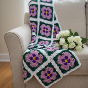 Gehaakte deken viooltjes bloemen, Afghaans patroon pdf + video