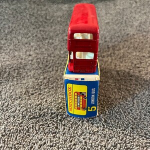 Matchbox 2010 #71 Route Master Double Decker Bus City Action #14 MOC R4996