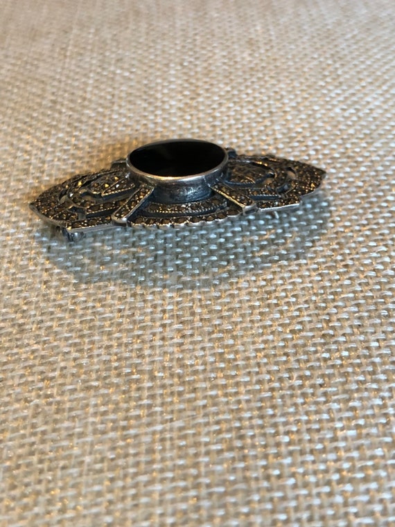 Vintage Marcasite and onyx brooch - image 3