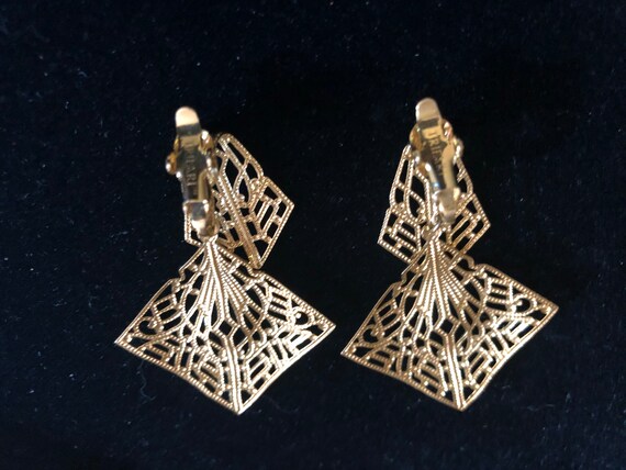 Trifari Tm square filigree dangle clip on earrings - image 3