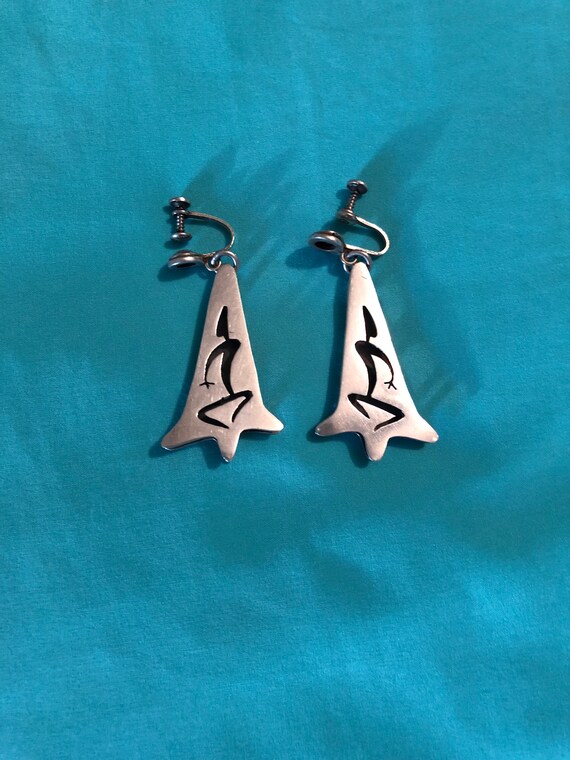 Los Castillos sterling shadowbox dancer earrings