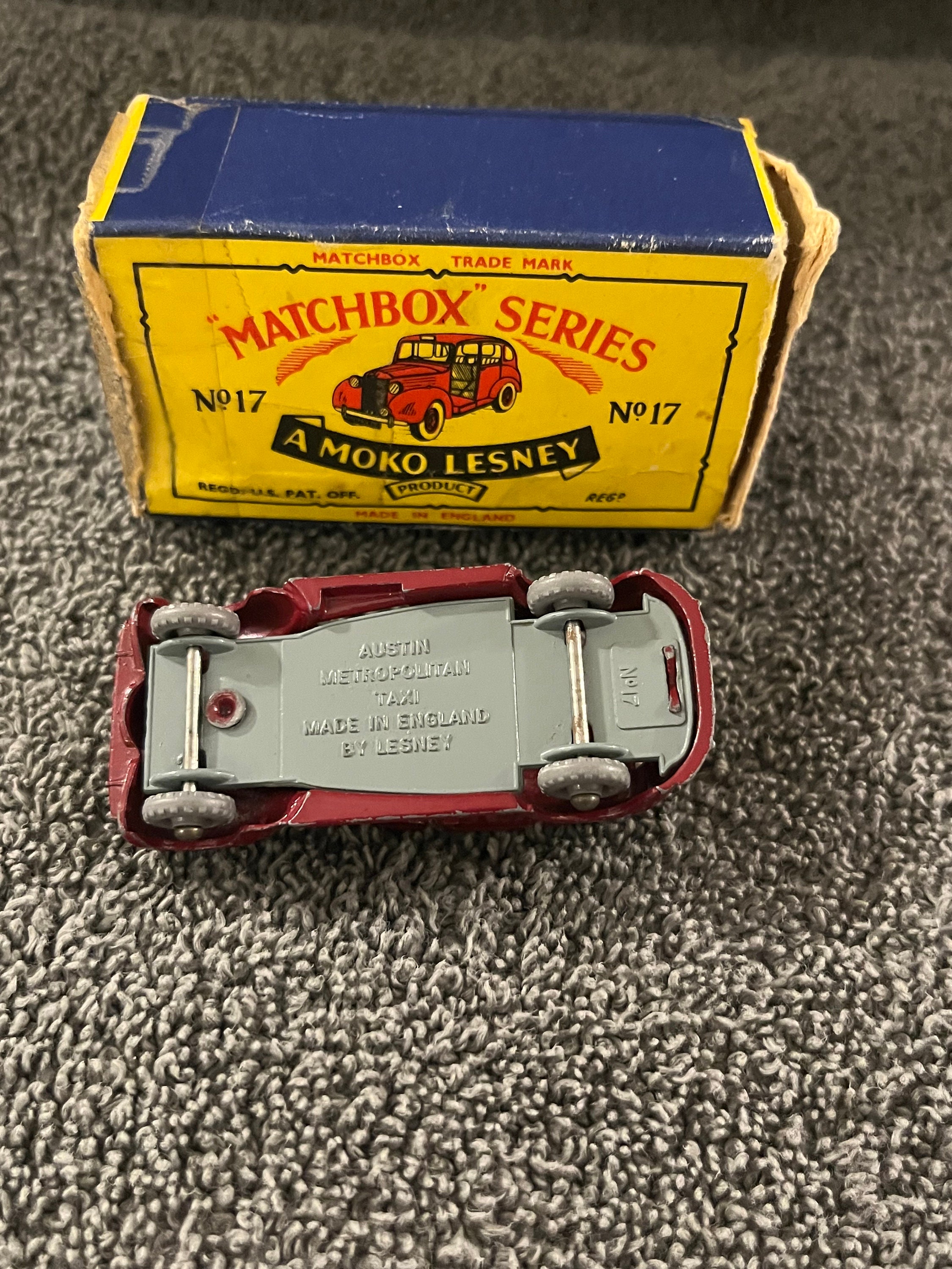 MATCHBOX 　No.17 　METOROPOLITAN TAXI Vintage Matchbox No. 17 Austin Metropolitan Taxi - Etsy Canada