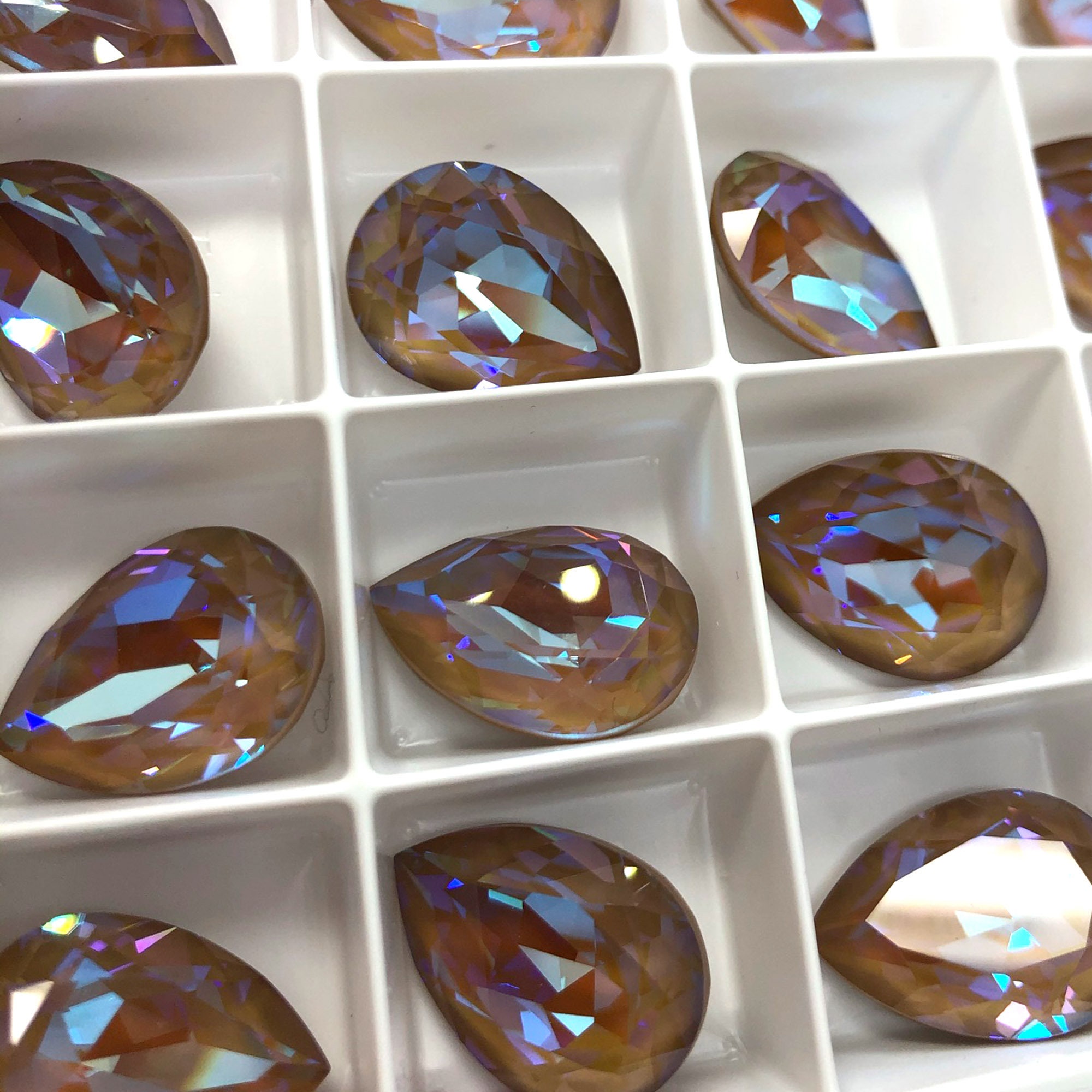 2pc Cappuccino Delite 18x13mm Swarovski Crystal Pears / Article