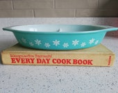 Vintage Pyrex JAJ Turquoise Gaiety Large Snowflake divided split serving dish - Vintage Kitchen Vintage Pyrex Snowflake