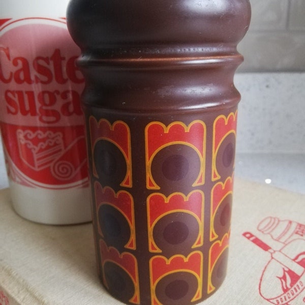 Vintage Arthur Wood 1970s Sugar Sifter/Shaker - vintage kitchen - retro kitchen - pattern - orange geometric