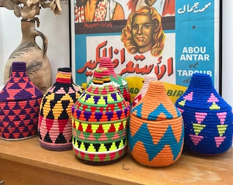 Several models available Moroccan Berber boxes with colored wool and woven wicker lid / Moroccan storage basket
