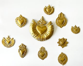 Mini wall-mounted heart ex-votos in gilded copper / gilded brass