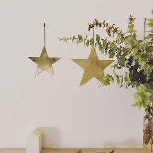 End of stock - SECOND CHOICE Golden brass stars to hang or suspend