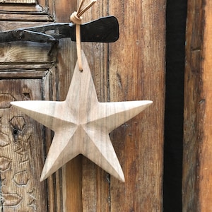 Stars to hang in walnut wood - Handmade - Available in 3 sizes