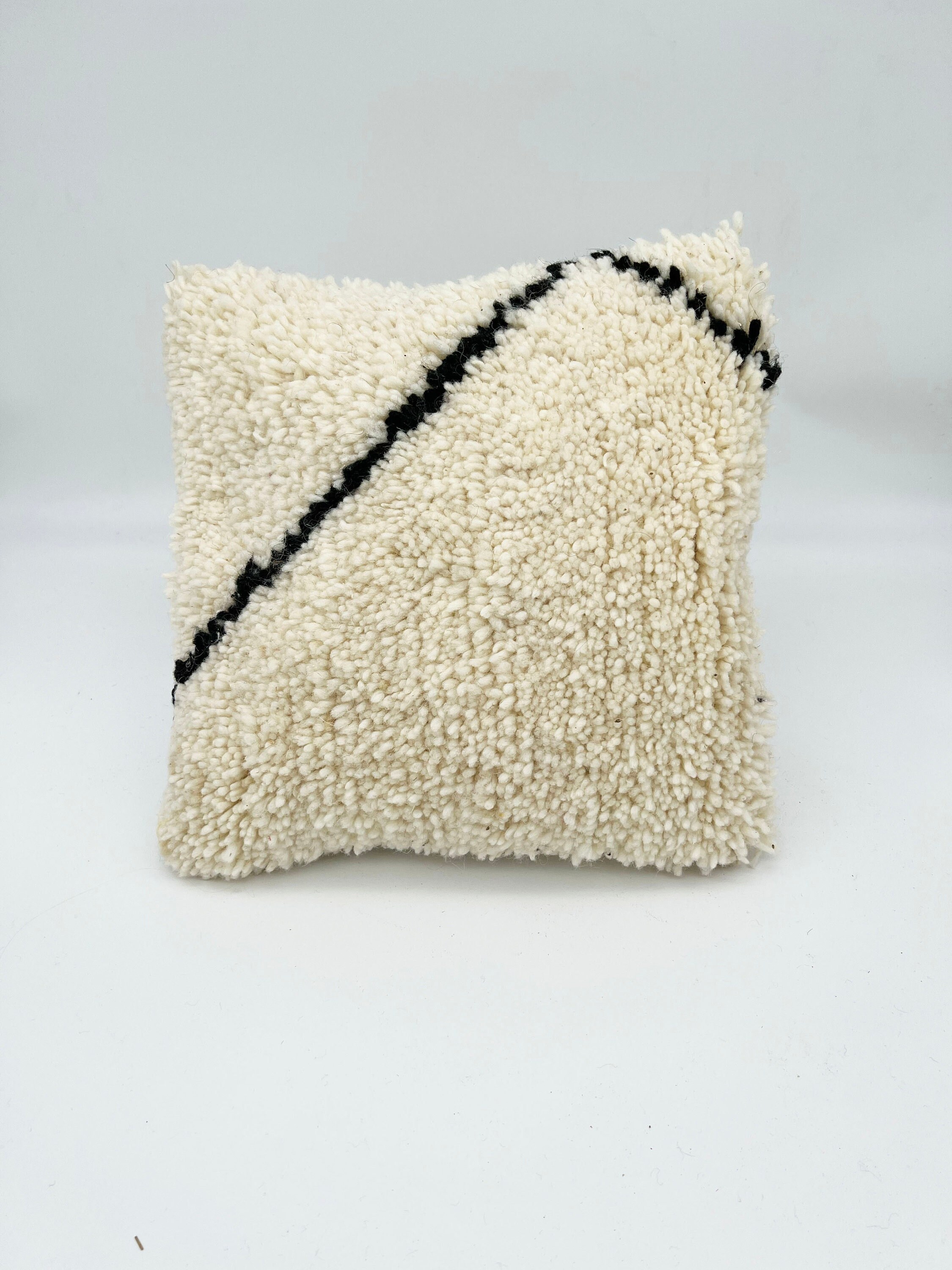 Plusieurs Modèles Disponibles Housses de Coussins Berbères Beni Ouarain 40x40cm