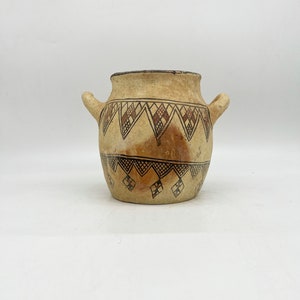 Berber pottery from the Moroccan Rif / Vintage decorative Moroccan pottery / Colorful antique ceramics