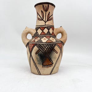 Antique Berber pottery from the Moroccan Rif / vintage decorative jug / colorful Moroccan terracotta
