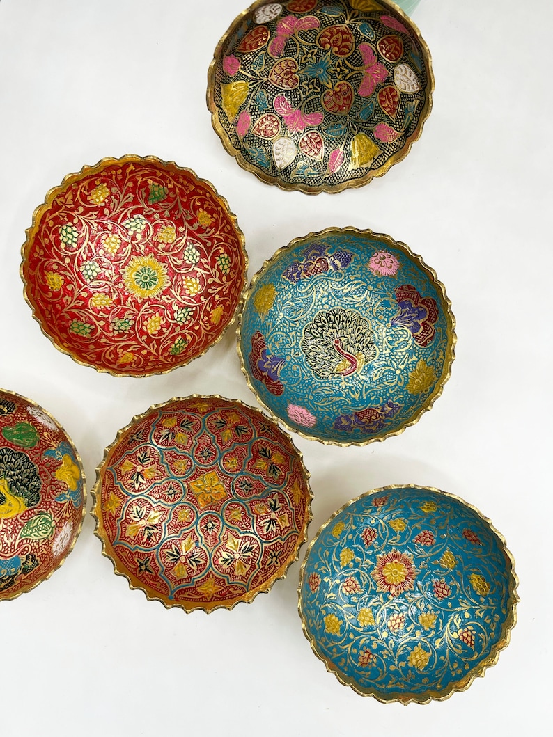 Mini Berber brass cups with chiseled and painted patterns floral patterns several models available image 1
