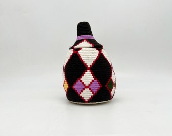 Berber box with lid / colorful Moroccan Berber basket / ethnic basket